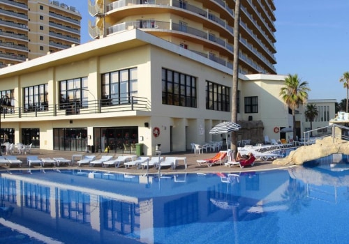 How Much Does it Cost to Stay at a Hotel in Costa del Sol?